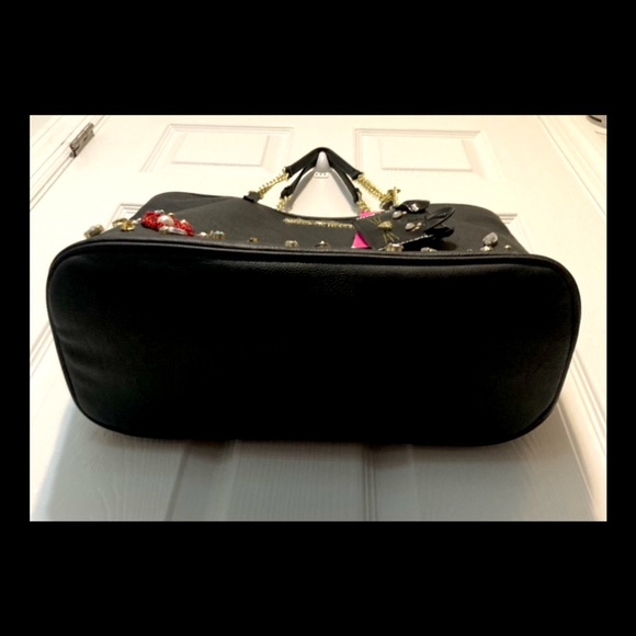 Betsy Johnson Large Black Studded Pins Tote w/ Small Crossbody. NWT! - Picture 5 of 16